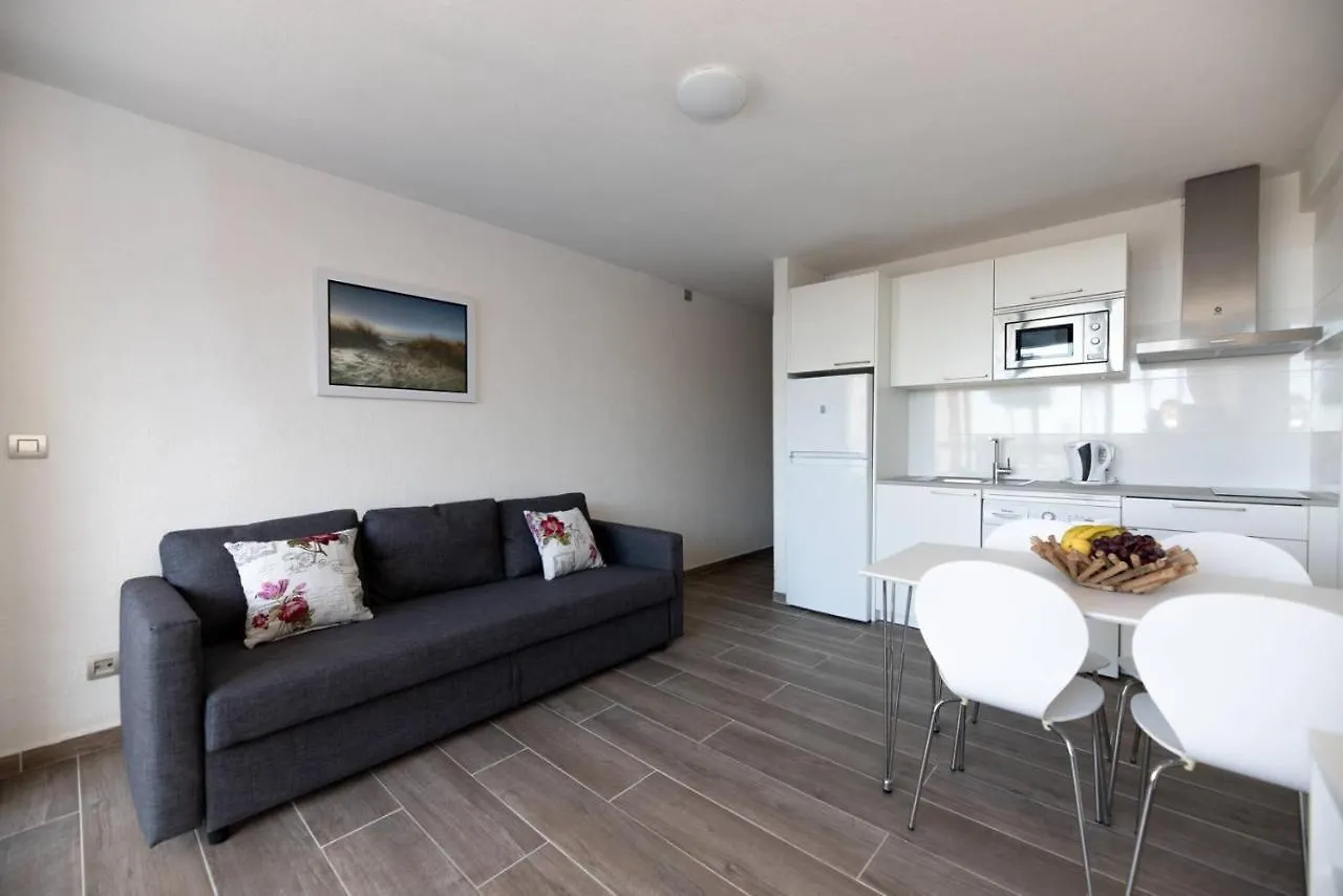 Modern Apartment With Pool And Wifi Playa Feñabe