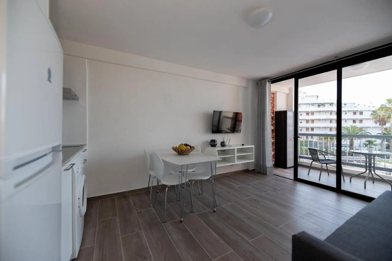 Modern Apartment With Pool And Wifi Playa Feñabe 0*,