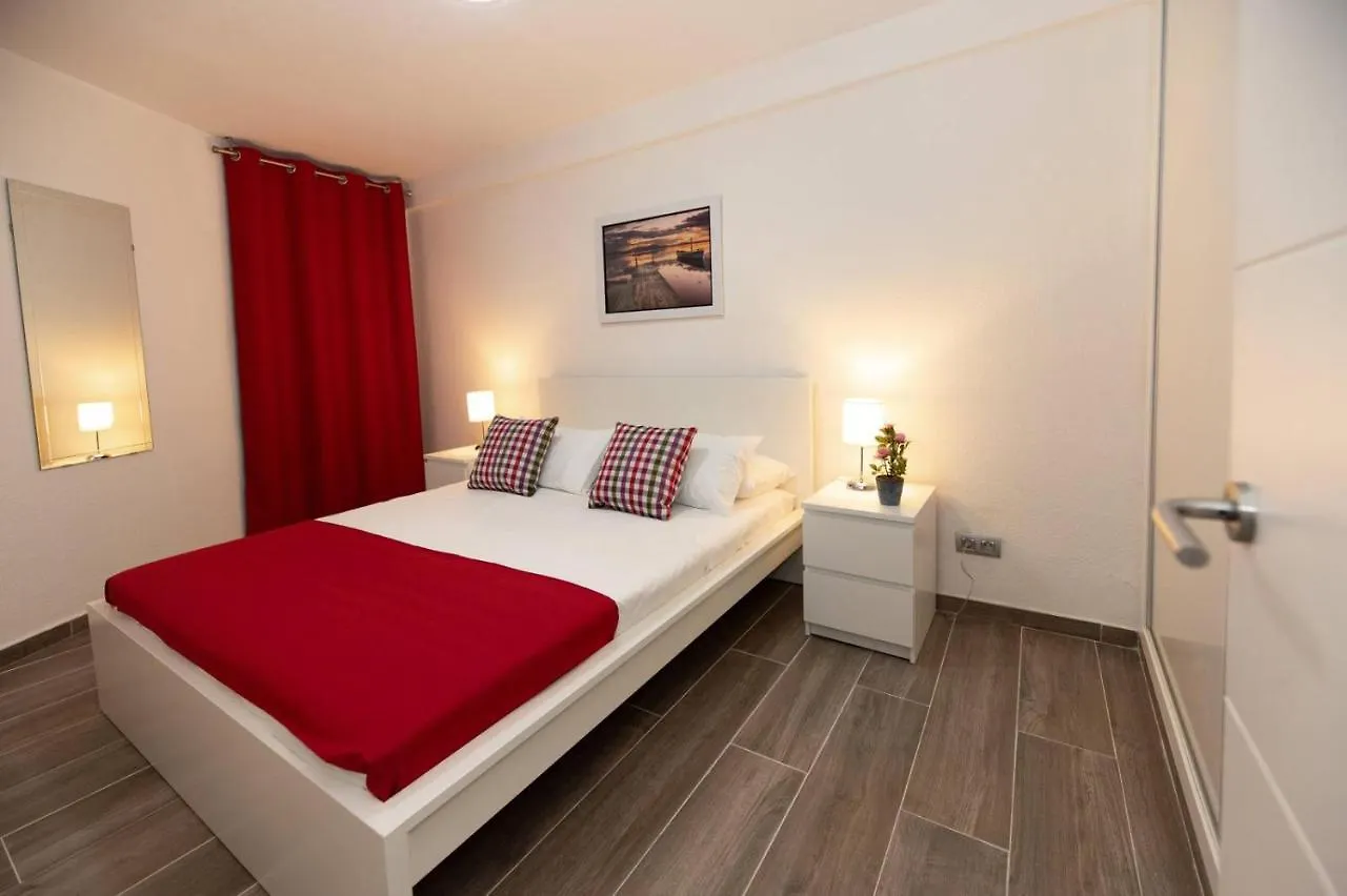 Modern Apartment With Pool And Wifi Playa Feñabe
